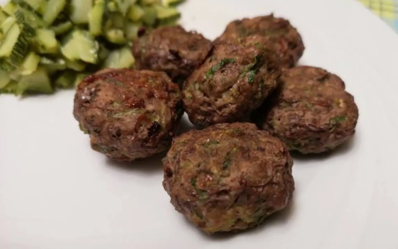 Polpette-perfette-i-bocconcini-di-vitello-e-zucchine-di-Ennia